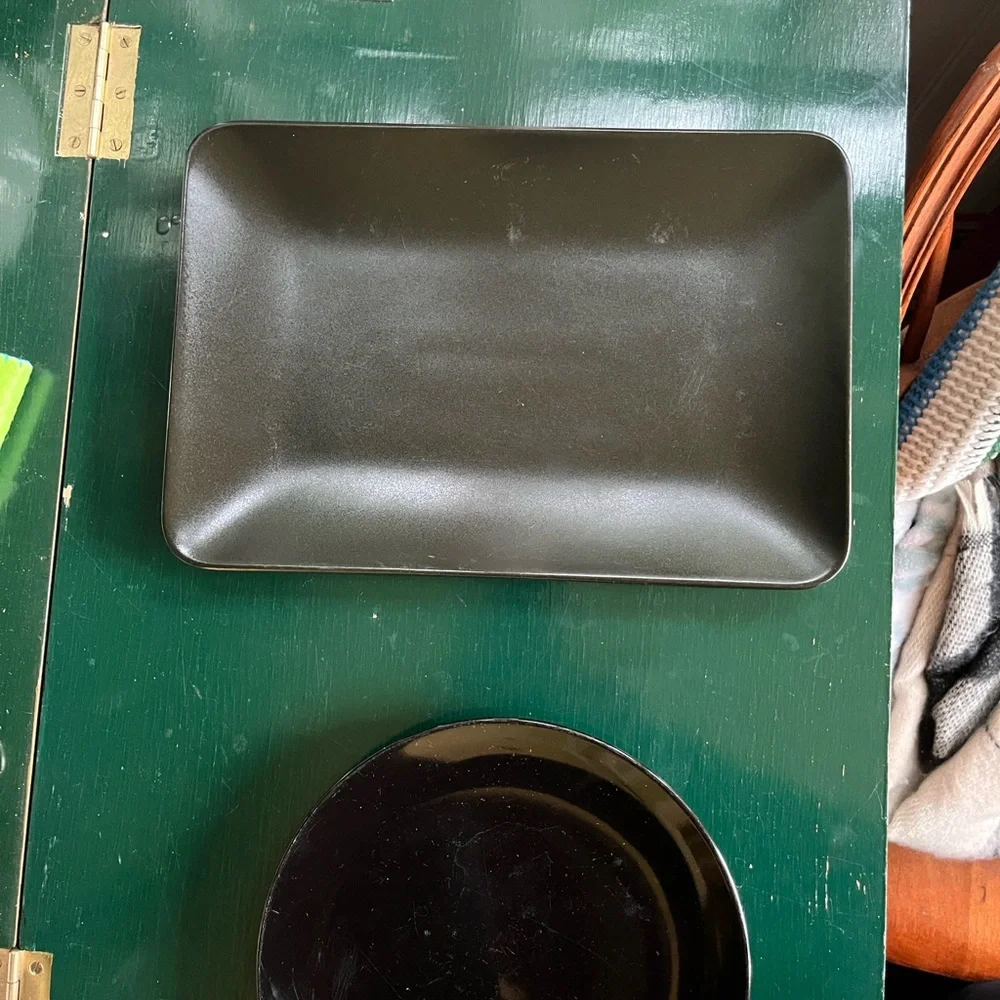 IKEA Sleek Black Dinnerware Tray and Plate